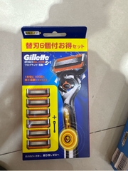 Dao cạo râu Gillette 5 lưỡi kép có pin