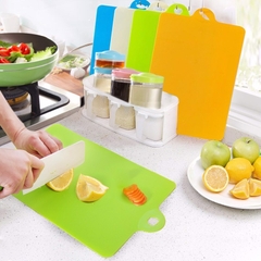 Thớt thái thịt, rau củ quả mini màu xanh lá Inomata Nhật Bản