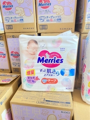Bỉm Merries Nhật Bản size NB 76+6 miếng mẫu mới 0-5kg