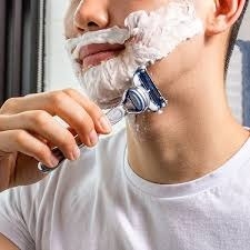 Dao cạo râu Gillette Skinguard Nhật Bản (1 cán + 6 lưỡi cạo)