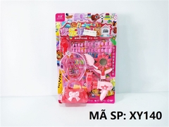 XY140  VỈ TRANG ĐIỂM MÁY SẤY, TÚI XÁCH, CÀI, GƯƠNG HOA, LÁ, MÓNG TAY GIẢ