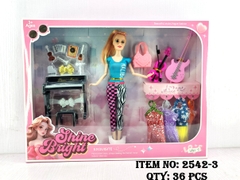 2542-3  HỘP BABY 1C KHỚP + ĐÀN PIANO, GHITA + 4 ÁO