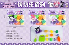 362-9  TÚI BẾP DÍNH TRÁI CÂY, NHO, CÀ RỐT, CHUỐI, KHOAI TÂY + 1C SANRIO LÁI XE