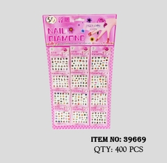 39669  VỈ 12 TÚI MIẾNG DÁN MÓNG STICKER SANRIO ĐỦ MẪU