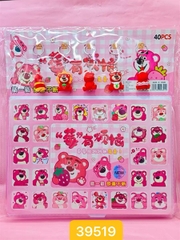 39519  TÚI 40C MIẾNG DÁN STICKER GHÉP HÌNH GẤU DÂU + 5C MÓC KHÓA