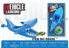 8869E  VỈ CÁ MẬP NUỐT BẮN XE HƠI TRỚN