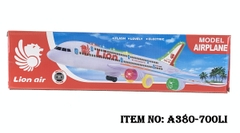 A380-700LI  HỘP MÁY BAY RÁP CÁNH PIN ĐÈN