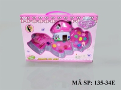 135-34E  HỘP PHẤN TRANG ĐIỂM (NHÀ NẤM)