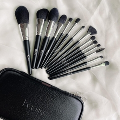 Bộ Cọ Trang Điểm Makeup Kun