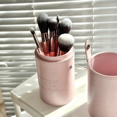 Bộ Cọ Trang Điểm LUXIE Rose Gold Collection 7 Cây – Tặng Kèm Hộp Đựng