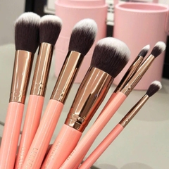 Bộ Cọ Trang Điểm LUXIE Rose Gold Collection 7 Cây – Tặng Kèm Hộp Đựng