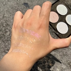 Bảng phấn bắt sáng và highlight 4 ô ZFC