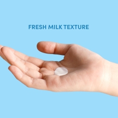 Kem Chống Nắng Anessa Perfect UV Sunscreen Skincare Milk 50 +