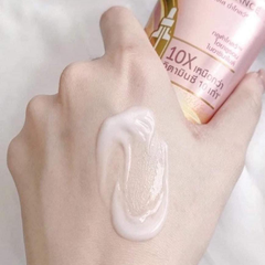 Sữa Dưỡng Thể Vaseline Healthy Bright Gluta HYA Serum 10X