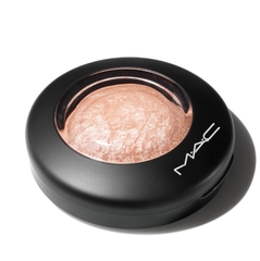 Phấn Highlight MAC Mineralize Skinfinish Natural