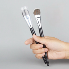 Cọ Má Hồng Pro Foundation Fond De Teint 47