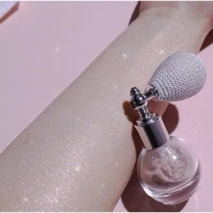 Xịt Nhũ Nhũ Bắt Sáng Kim Tuyến  Teayason Highlight Powder Spray