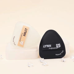 Bông Mút Tam Giác Lynh Professional  1 Cái kèm Hộp đựng