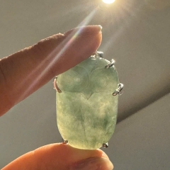 Mặt Dây Chuyền Chạm Cú Ngọc Phỉ thuý