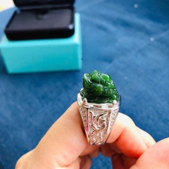 Nhẫn Cụ Khiết Ngọc Lưu Ly