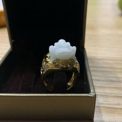 Nhẫn Cụ Khiết Ngọc Lưu Ly