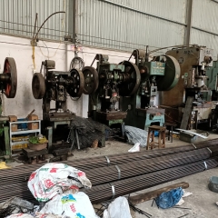 Máy đột dập 6