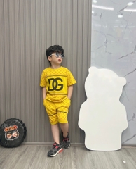 Bộ bé trai cotton in hình DG quần sọc (26-42kg)