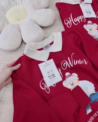 ÁO NỈ ĐỎ PHỐI CỔ WHOAU HOLIDAY NỮ THU ĐÔNG SẴN