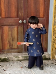 SET ÁO DÀI VẢI GẤM BÉ TRAI