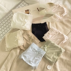 SET 10 QUẦN LÓT NỮ VIỀN REN MÀU PASTEL SẴN