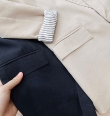 ÁO BLAZER LI-EN ÉP MÙNG PHỐI TAY KẺ 2 LỚP NỮ THU ĐÔNG SẴN