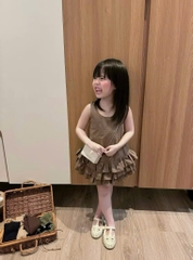 VÁY 3 TẦNG SÁT NÁCH NÂU TÂY BÉ GÁI
