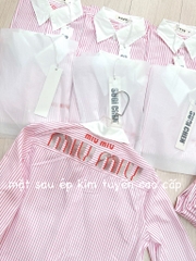 ÁO SƠ MI MIU MIU CỔ PHỐI CÚC NGỌC SẴN( xả 99k )