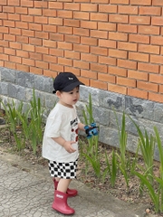 SET BỘ ÁO TRẮNG QUẦN KẺ ĐEN CARO BÉ TRAI