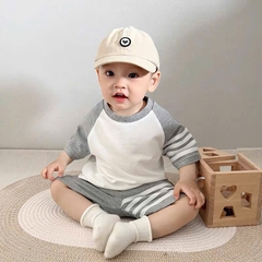 SET 2 BỘ COTTON TÀU THAN GHI KẺ SỌC TAY BÉ TRAI SẴN (SALE 102k)