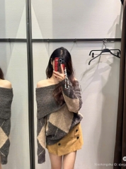 ÁO LEN TRỄ VAI PHỐI MÀU NÂU BE NỮ THU ĐÔNG