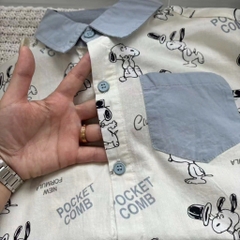 BỘ ĐŨI SƠ MI IN TRÀN CHÓ SNOOPY PHỐI QUẦN XANH BIỂN BÉ TRAI