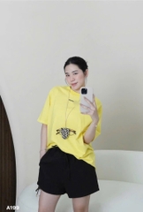 ÁO PHÔNG VÀNG TRƠN CHỮ BALEN NỮ SẴN