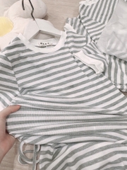 VÁY LEN NỮ KẺ DÚT EO PHỐI VIỀN SẴN