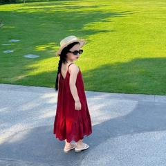 SET VÁY ĐỎ MẸ BÉ ĐI BIỂN