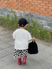 SET BỘ ÁO TRẮNG QUẦN KẺ ĐEN CARO BÉ TRAI