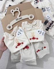 SET ÁO TĂM CỔ SEN PHỐI QUẦN KAKI BÉ GÁI SẴN(XẢ 74k)