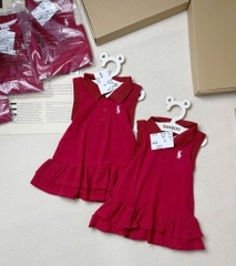 VÁY POLO ĐỎ THÊU NGỰA BÉ GÁI SẴN(SALE 59k)