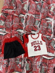 SET 2BỘ BÓNG RỔ BULL 23 CHO BÉ TRAI SẴN (XẢ 69k)
