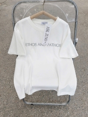 ÁO PHÔNG TRẮNG CHỮ ETHOS AND PATHOS NỮ