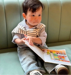 ÁO SƠ MI KẺ XANH COVER ROY BÉ TRAI SẴN(Xả 55k))
