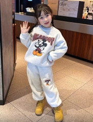 BỘ DÀI NỈ HAI DA MICKEY XÁM BÉ GÁI