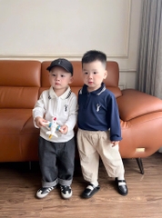 SET 2 ÁO DÀI TAY CỔ TRỤ KHOÁ TRẮNG THAN THÊU CHO BÉ TRAI
