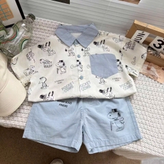 BỘ ĐŨI SƠ MI IN TRÀN CHÓ SNOOPY PHỐI QUẦN XANH BIỂN BÉ TRAI