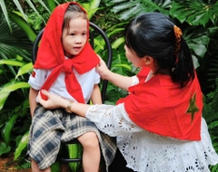 PHỤ KIỆN - KHĂN QUÀNG ĐỎ SAO VÀNG